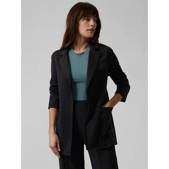 Athleta Eastbound Women's Blazer Black 6 Ponte Tencel Stretch Travel Work